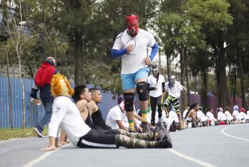 INJUVE y lucha libre AAA Worldwide buscan nuevas estrellas en torneo "lucha por el barrio"