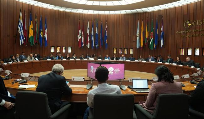 Avanza el quinto ciclo de diálogos de paz entre gobierno colombiano y ELN en Ciudad de México