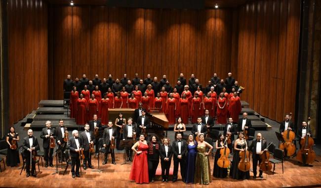 La Orquesta de Cámara y el Coro del Teatro de Bellas Artes cierran el año con el emotivo Concierto Navideño