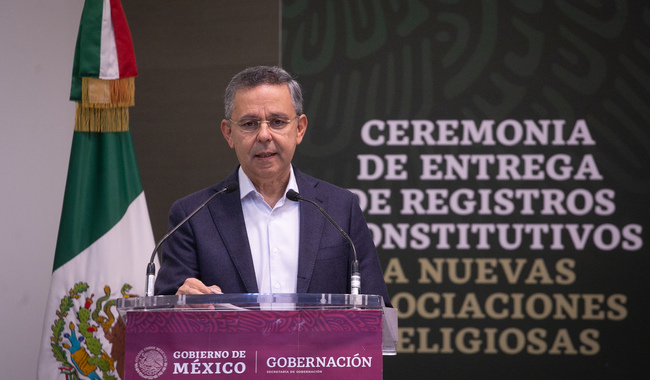 Entregan registros constitutivos a 76 nuevas asociaciones religiosas en México 