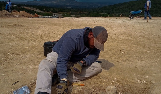 Descubrimiento arqueológico en Tula revela importantes hallazgos funerarios y culturales 