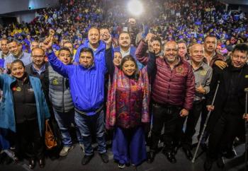 Clara Brugada celebra apoyo del sindicato en medio de huelga en el teatro blanquita