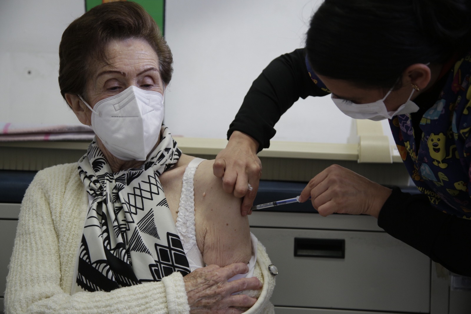 Campaña de vacunación en CDMX más de 1.7 millones de dosis contra la influenza aplicadas 