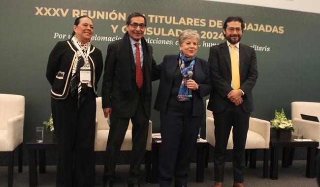 Logros sociales y económicos de México en la XXXV reunión de titulares de embajadas y consulados 
