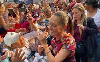 Claudia Sheinbaum cierra con éxito su precampaña en monumental mitin en la ciudad de México 