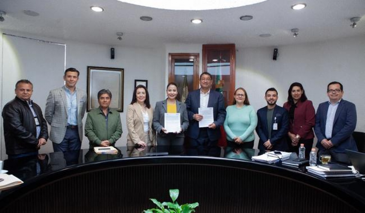 Talleres gráficos de México e instituto electoral de Michoacán firman acuerdo para producción de materiales electorales 