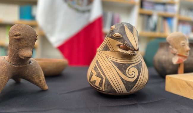 Restitución de 41 piezas arqueológicas al INAH por parte de nuevo México 