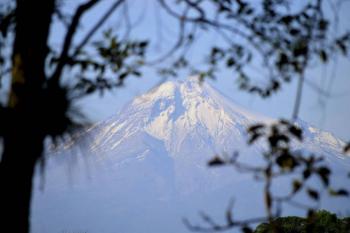 Hallan sin vida al guía de expedición en el Pico de Orizaba Tragedia en la montaña más alta de México
