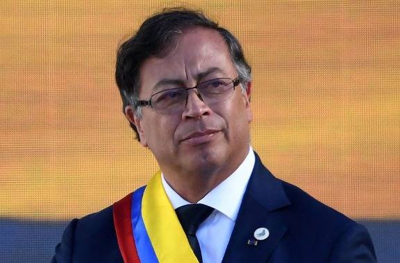 Petro acusa a Thomas Greg por escándalo en la adjudicación de pasaportes: ¿fraude electoral en Colombia? 
