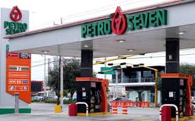 Profeco denuncia ganancias excesivas de Petro Seven por litro de gasolina