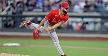 Patrick Sandoval se luce y se lleva su primer triunfo en un juego dominante contra los Marlins