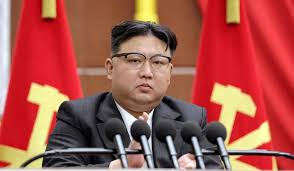 Kim Jong-un llama a estar preparados para la guerra en medio de la compleja situación internacional