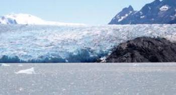 Descubren 46 lagos subglaciales bajo el hielo de la Antártida con nuevo método