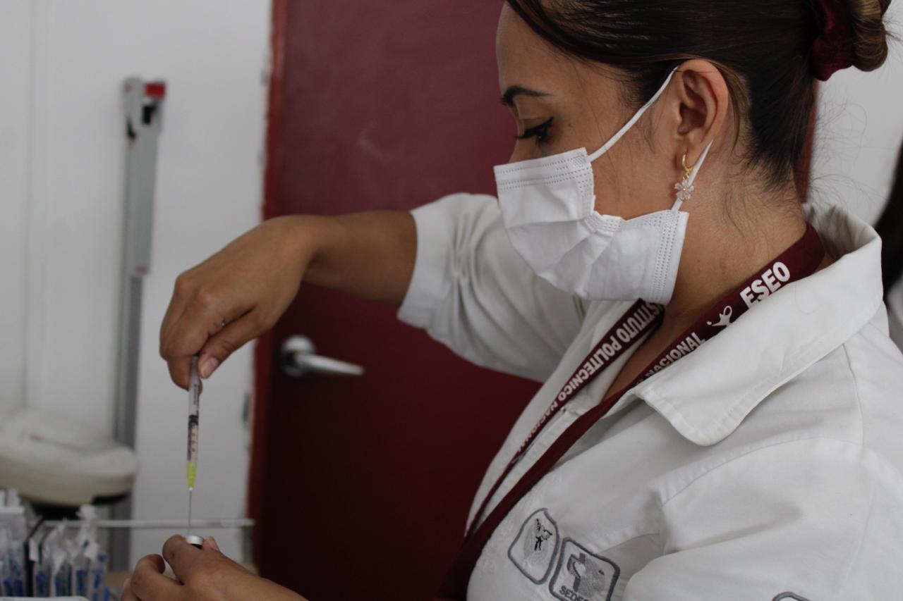 Campaña de vacunación contra SRP en CDMX continúa en escuelas públicas
