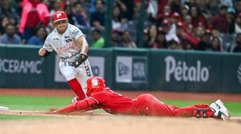 El Águila de Veracruz aplasta a los Diablos Rojos con un marcador de 19-5