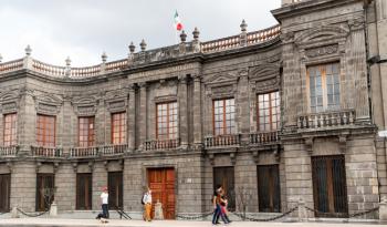 Talleres de arte gratuitos en el Museo Nacional de San Carlos