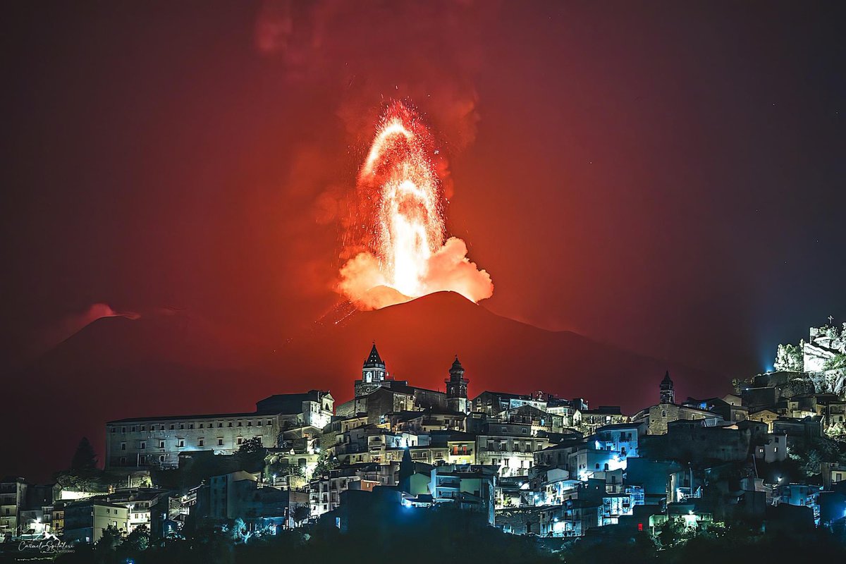 Volcán Etna erupciona y provoca 