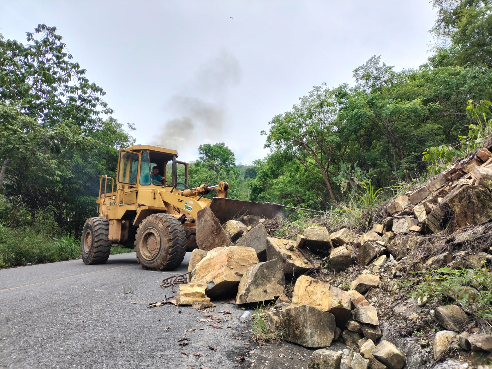 Gobierno estatal conservará más caminos en Tamazunchale