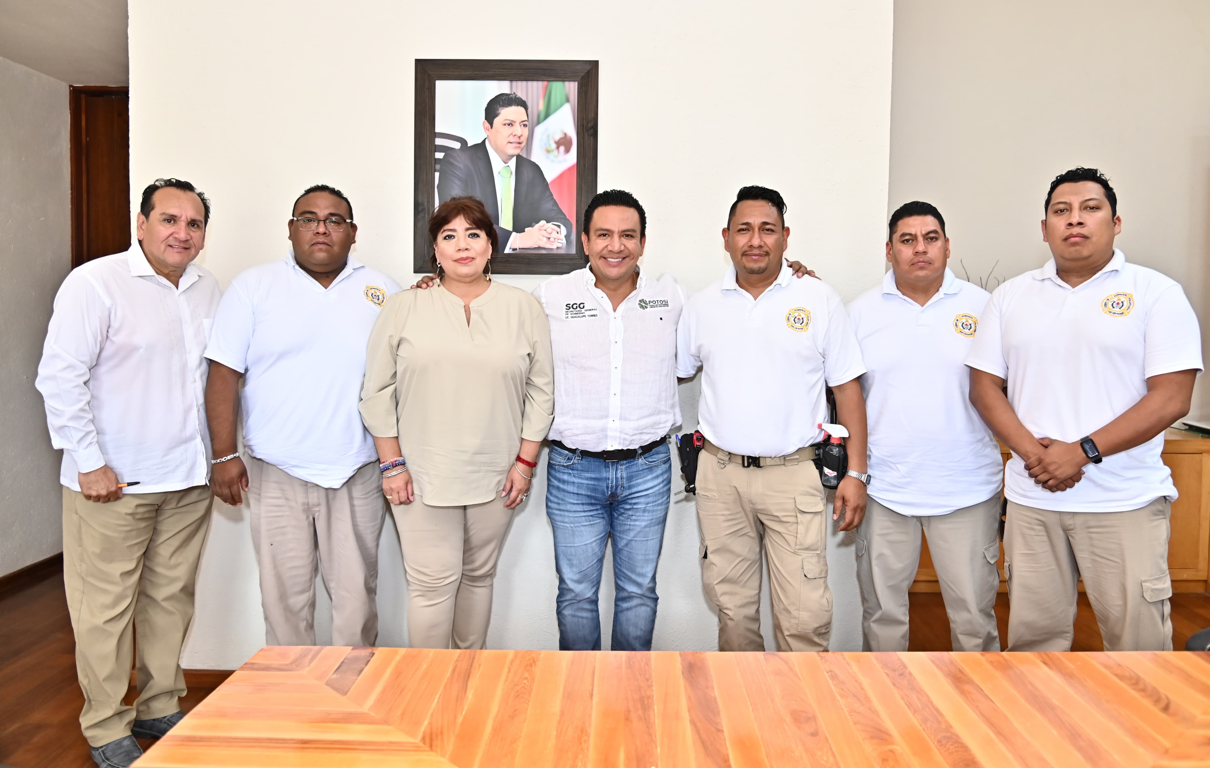 Gobierno Estatal y Bomberos Acuerdan Mejores Condiciones Laborales y Beneficios