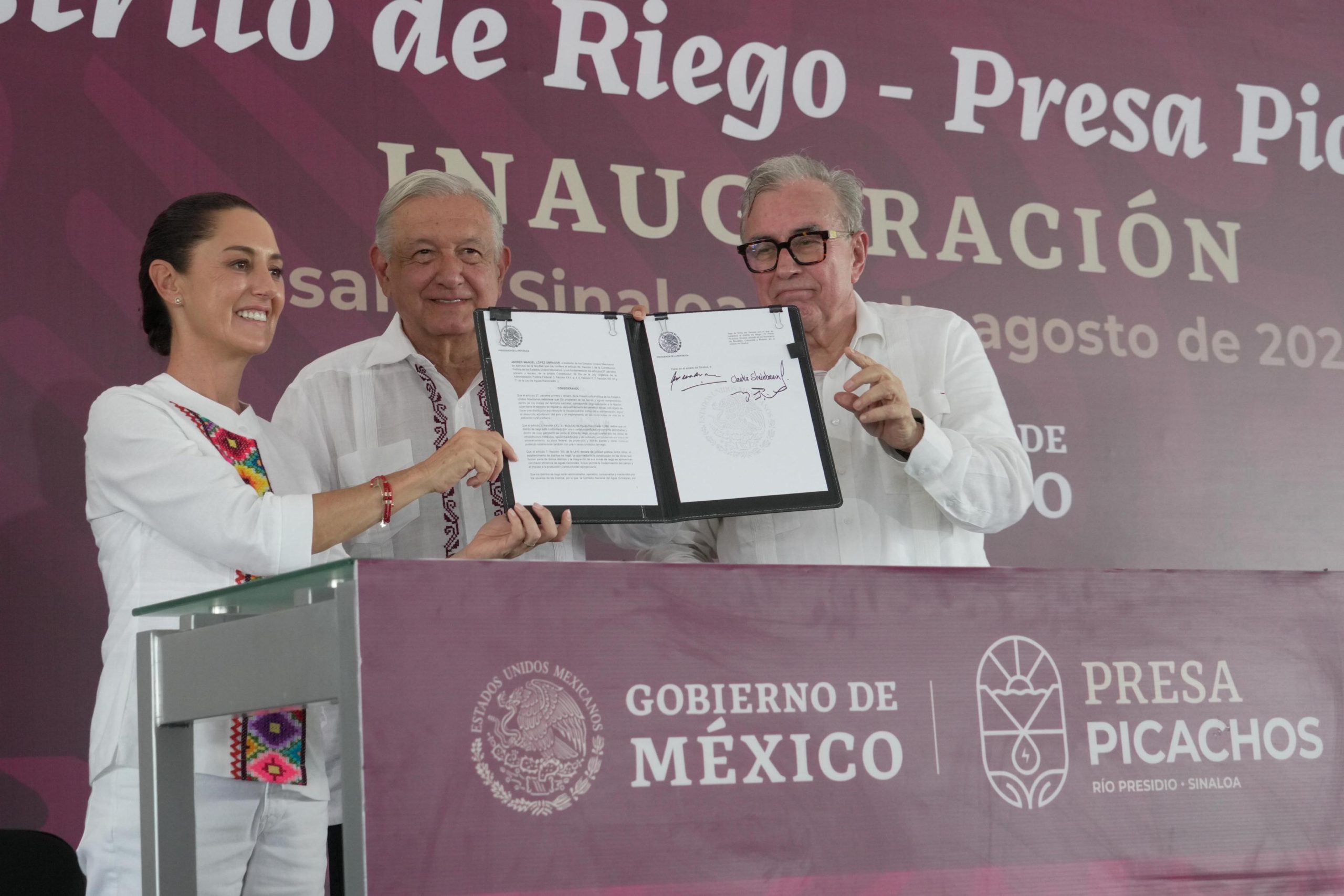 AMLO Inaugura Distrito de Riego de la Presa “Picachos” en Sinaloa: Un Impulso al Campo y Abastecimiento de Agua