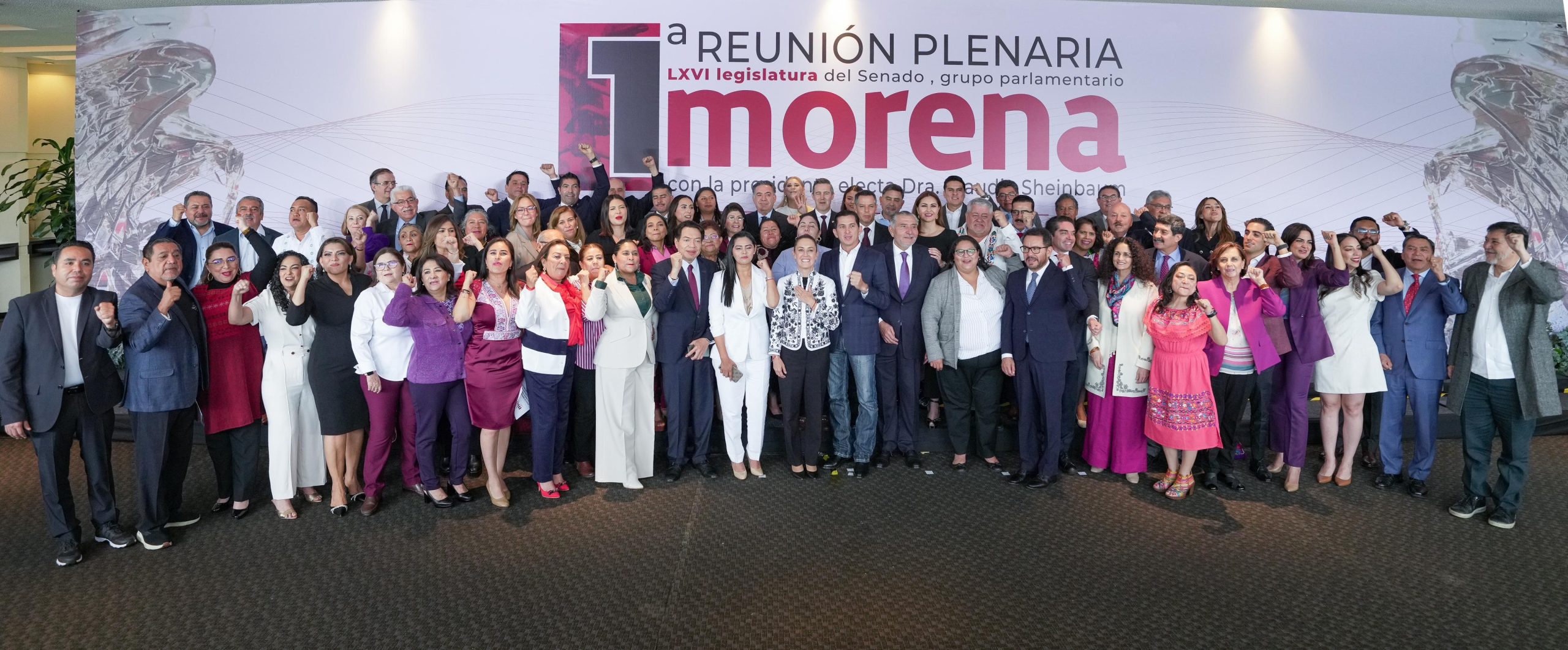 Claudia Sheinbaum Celebra la Bancada Histórica de Morena con 66 Senadores y Senadoras