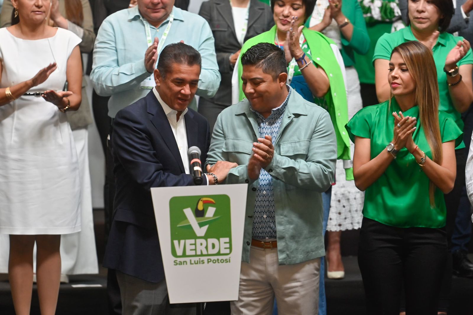 Liderazgo de Ricardo Gallardo reconocido en el Congreso de la Unión por avances en electromovilidad