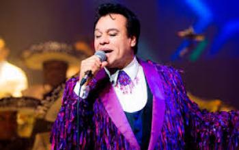 Juan Gabriel: Un legado que resuena en el Zócalo de la Ciudad de México