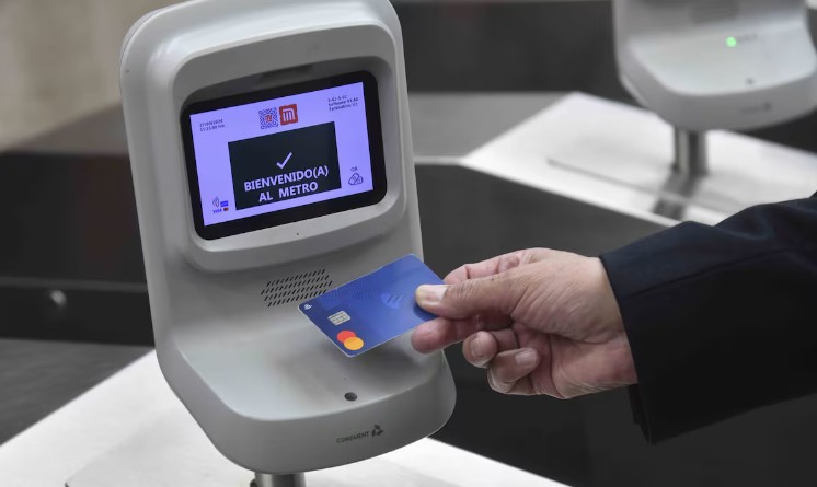 Ahora puedes tu acceso al Metro de la CDMX pagar con tarjeta bancaria