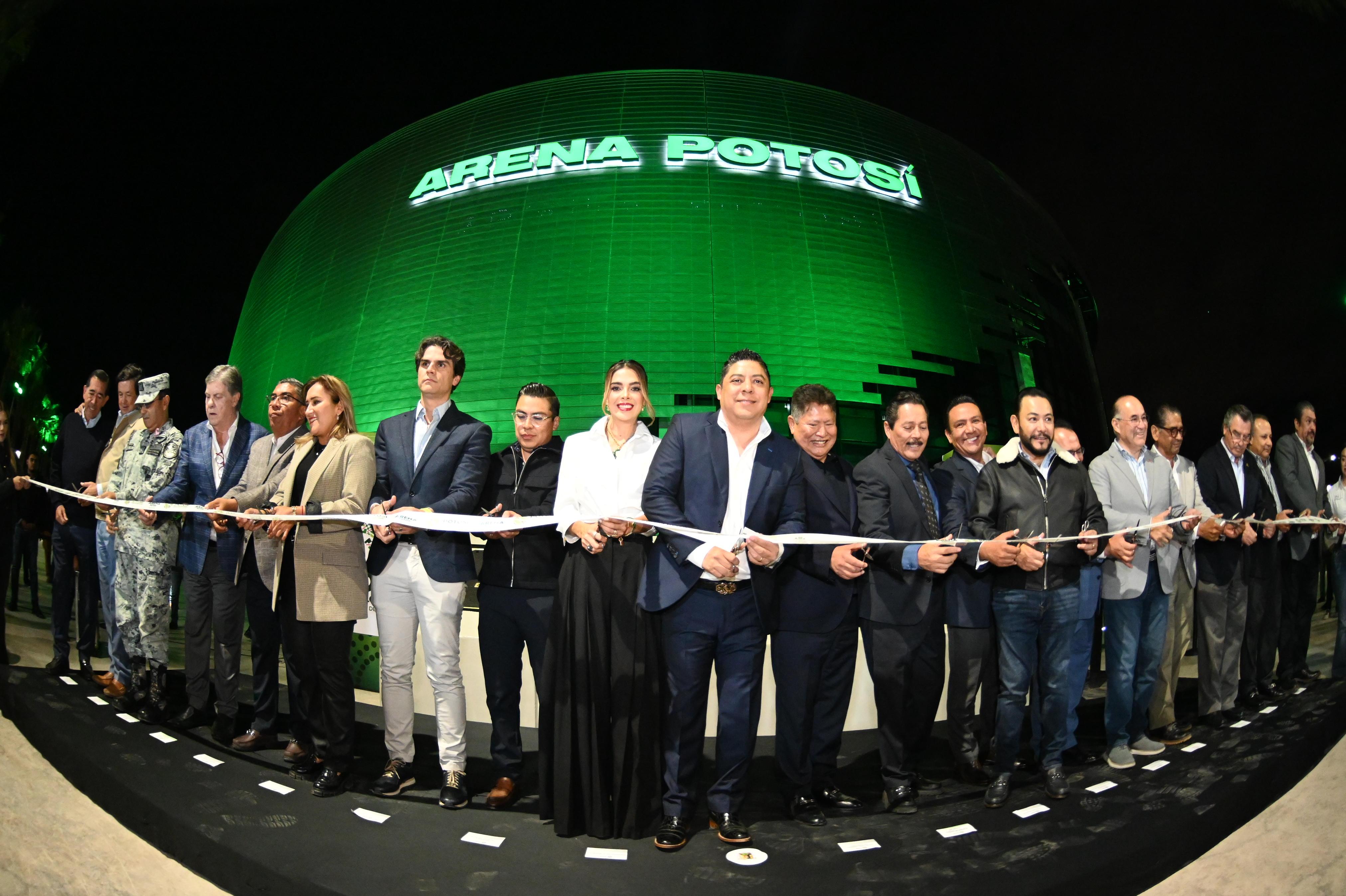 Ricardo Gallardo entrega a las familias potosinas la majestuosa Arena Potosí