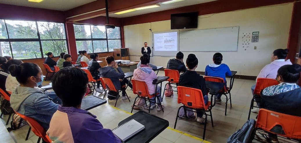 SEP anuncia construcción de nueva preparatoria en Hidalgo con talleres de aeronáutica y logística