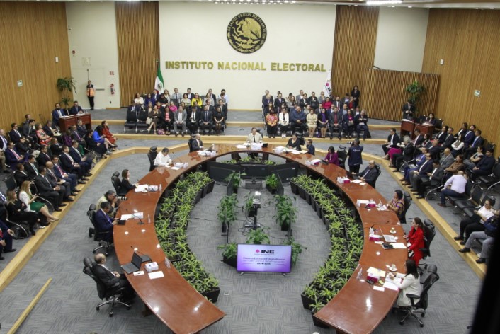 INE reanuda preparación de elección judicial el 20 de noviembre entre retos legales y políticos