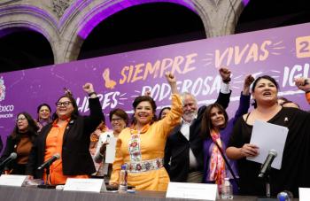 Clara Brugada presenta 25 compromisos para erradicar la violencia contra las mujeres en la CDMX