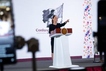 Sheinbaum reafirma compromiso con la educación gratuita y pide austeridad en universidades