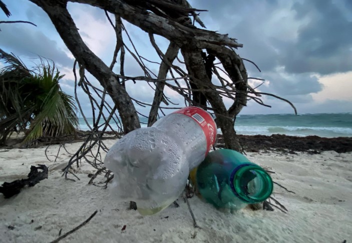 México lidera esfuerzos globales contra la contaminación plástica
