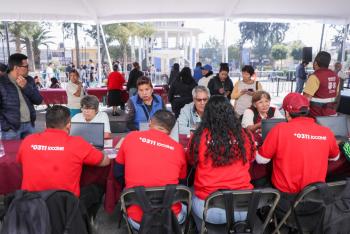 Gobierno casa por casa atiende más de mil solicitudes en Tulyehualco