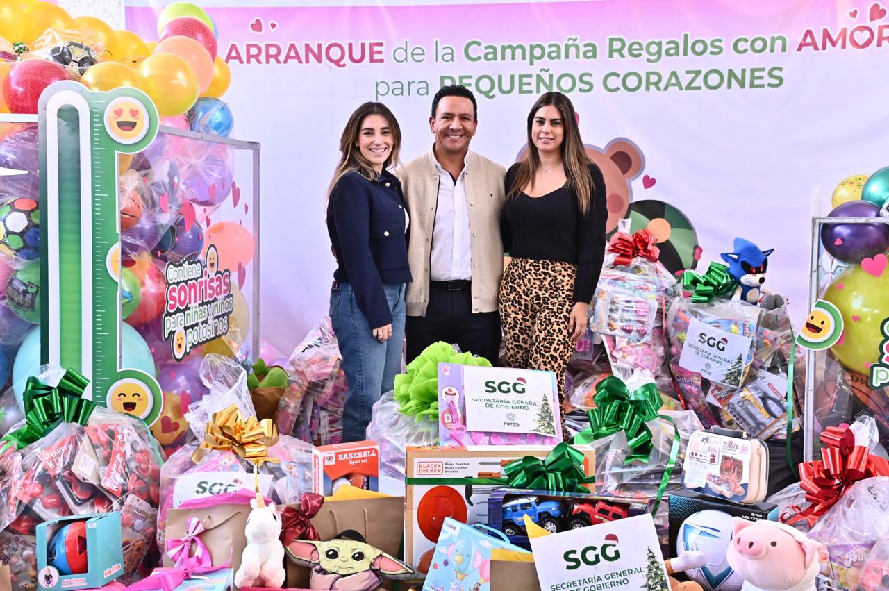 Dependencias de San Luis Potosí entregan juguetes para programa del DIF estatal