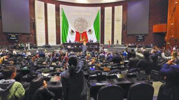 Diputados aprueban PEF 2025 entre polémica por recortes y prioridades