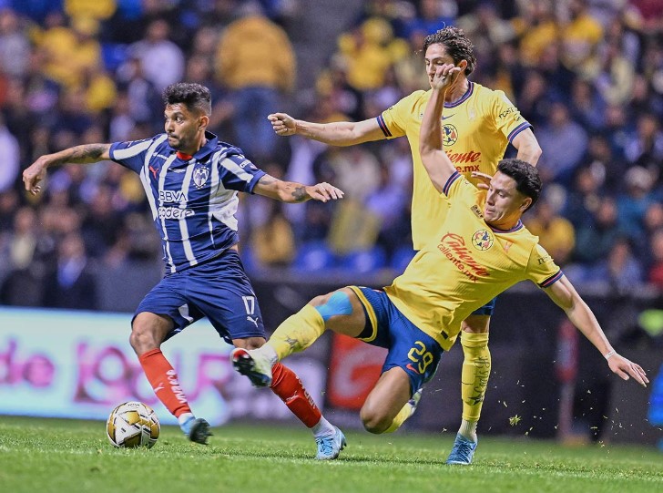 ‘Tecatito’ Corona sufre fuerte lesión en la final del apertura 2024 