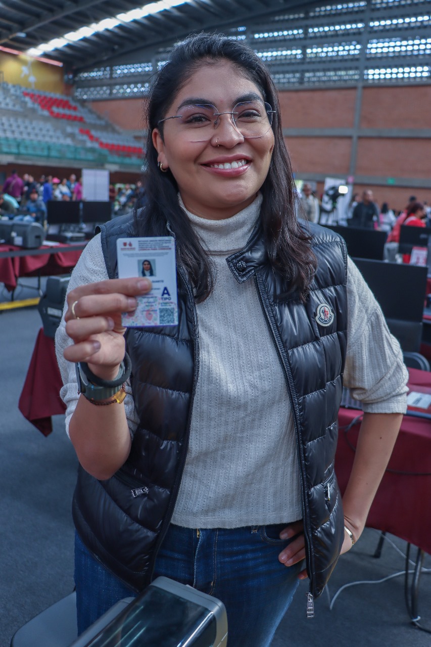 Más de 207 mil personas ya cuentan con la nueva Licencia Permanente en CDMX