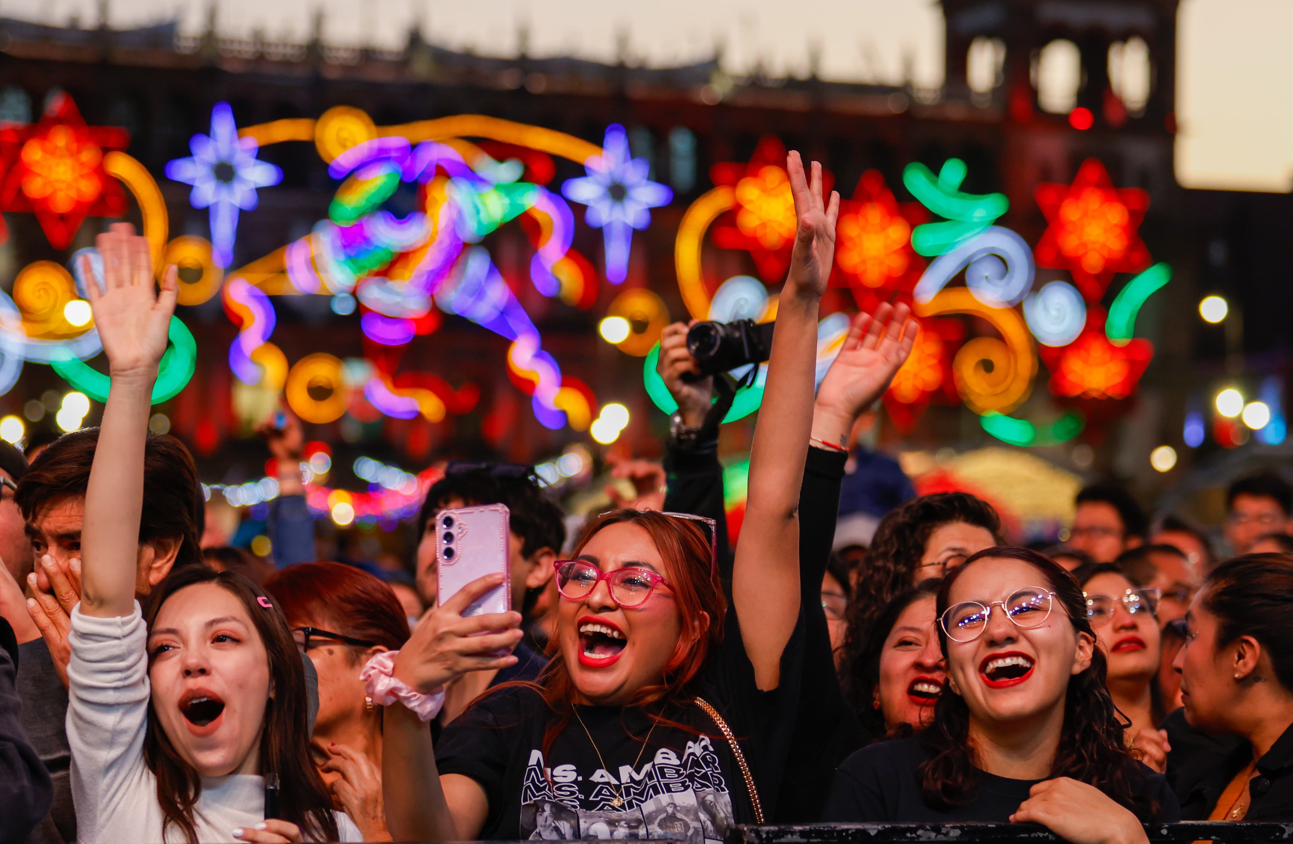 La Verbena Navideña 2024 en CDMX supera 1.7 millones de visitantes en el Zócalo