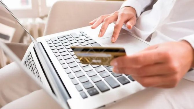 El micro spending: la trampa digital que afecta a la Generación Z