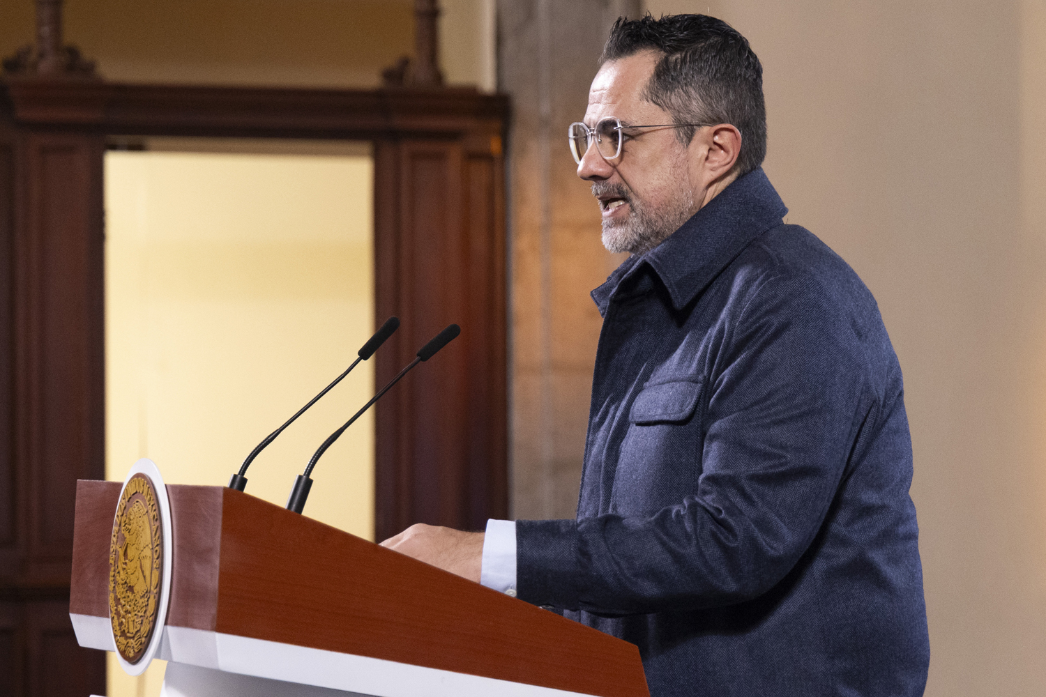 Gobierno refuerza control de precios de gasolinas y exhibirá abusos de gasolineras