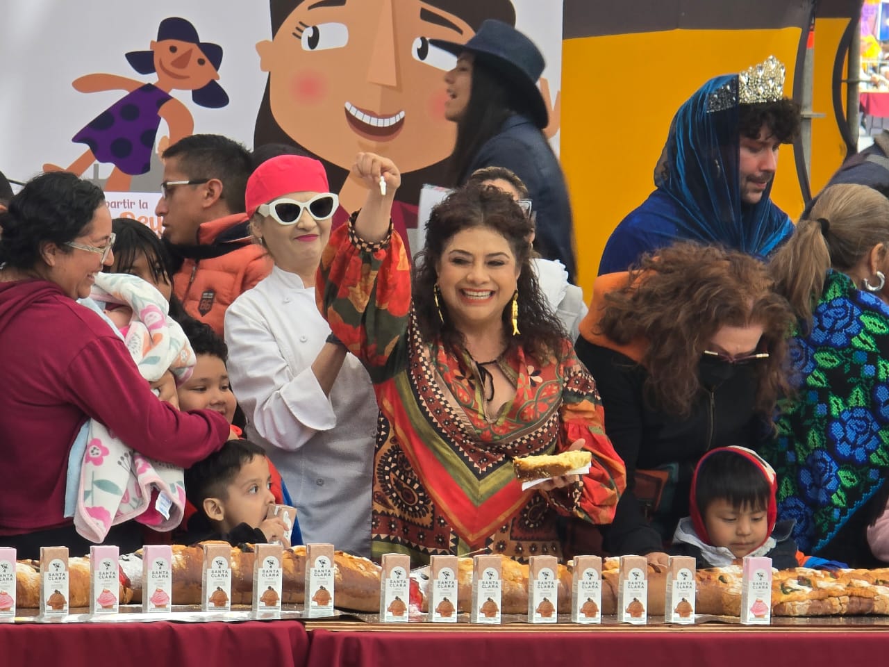 Celebran el Día de Reyes en el Zócalo con Mega Rosca y actividades inclusivas