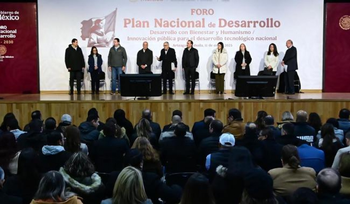 México diseña el Plan Nacional de Desarrollo 2025-2030 con énfasis en bienestar y salud