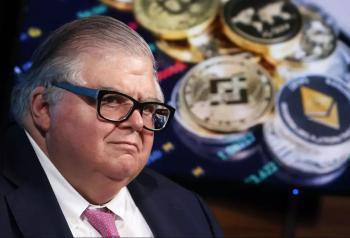 Carstens plantea ajustes en los bancos centrales