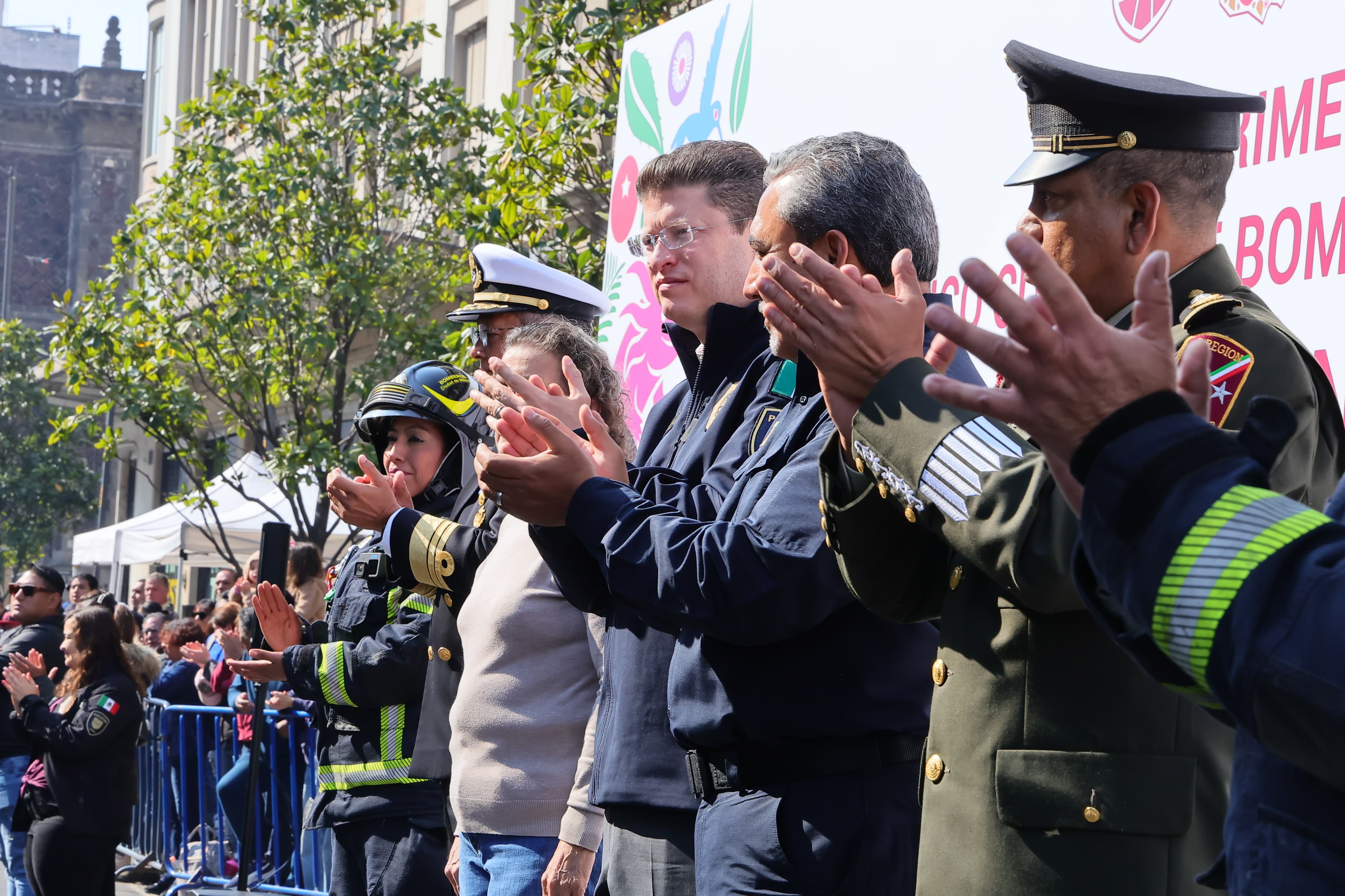 Heroico Cuerpo de Bomberos de la Ciudad de México celebra 169 años de servicio