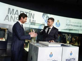 Martín Anselmi arremete contra Cruz Azul en su presentación con el Porto