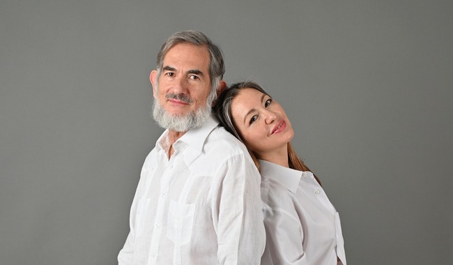 Asombrosía: la perfoconferencia que desafía la monogamia llega al Foro La Gruta