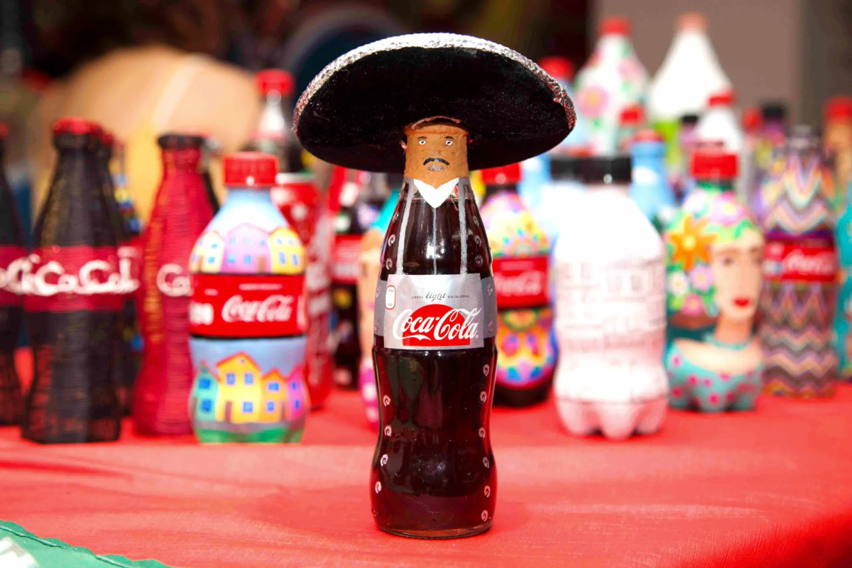 Prohíben venta de Coca-Cola en Hidalgo: la polémica que sacude a un municipio mexicano