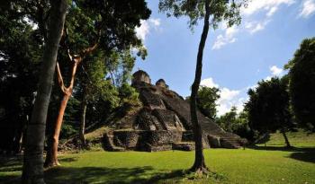 Reabre Zona Arqueológica de Dzibanché en Quintana Roo tras rehabilitación